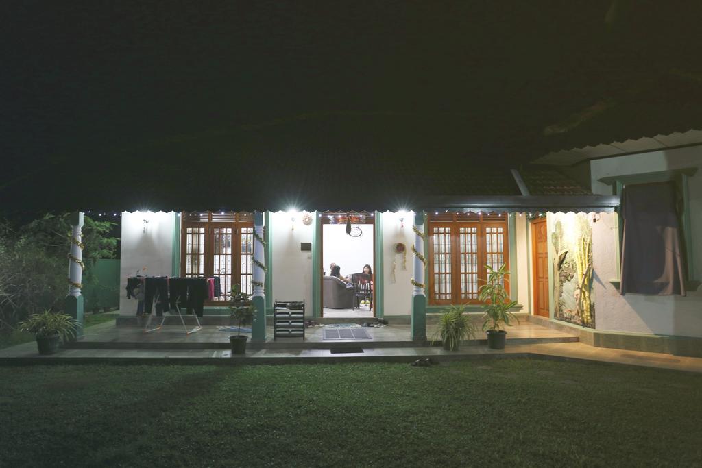 Lumbini Villa Bentota Exterior photo